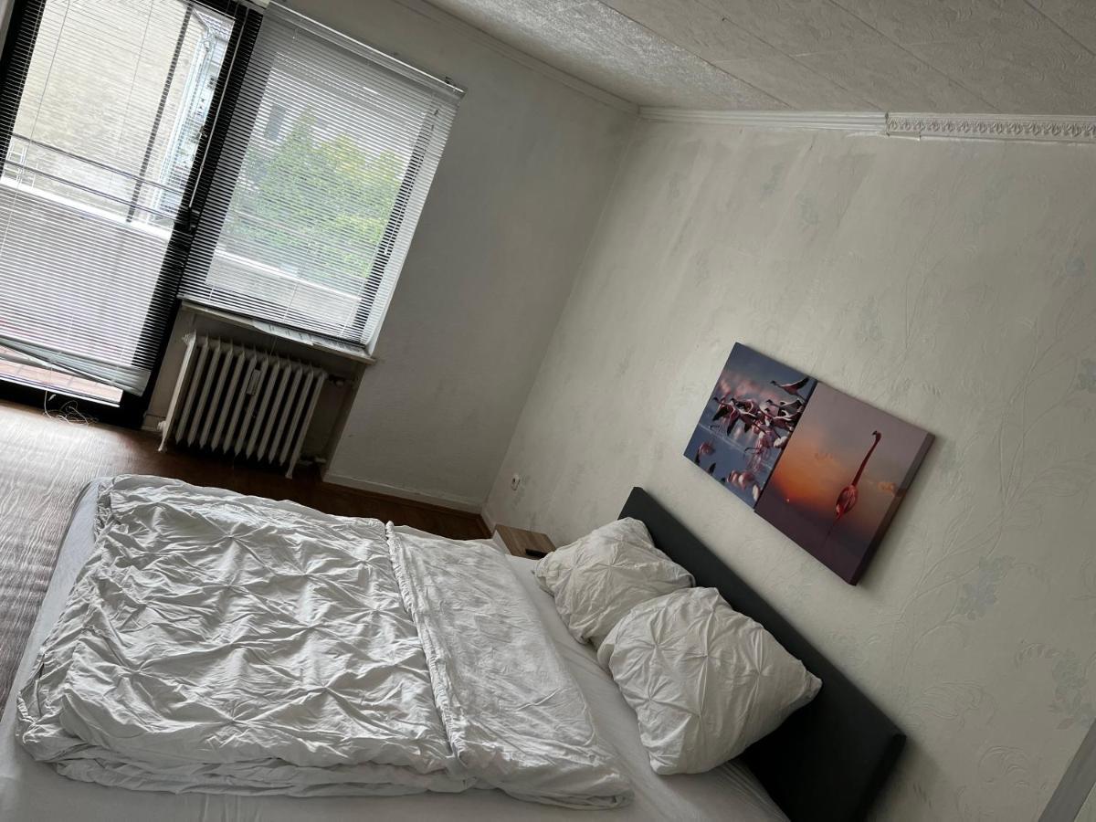 Moebliertes Wohnung Am Geroweiher Moenchengladbach Eksteriør billede